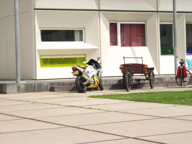 dat is 1
